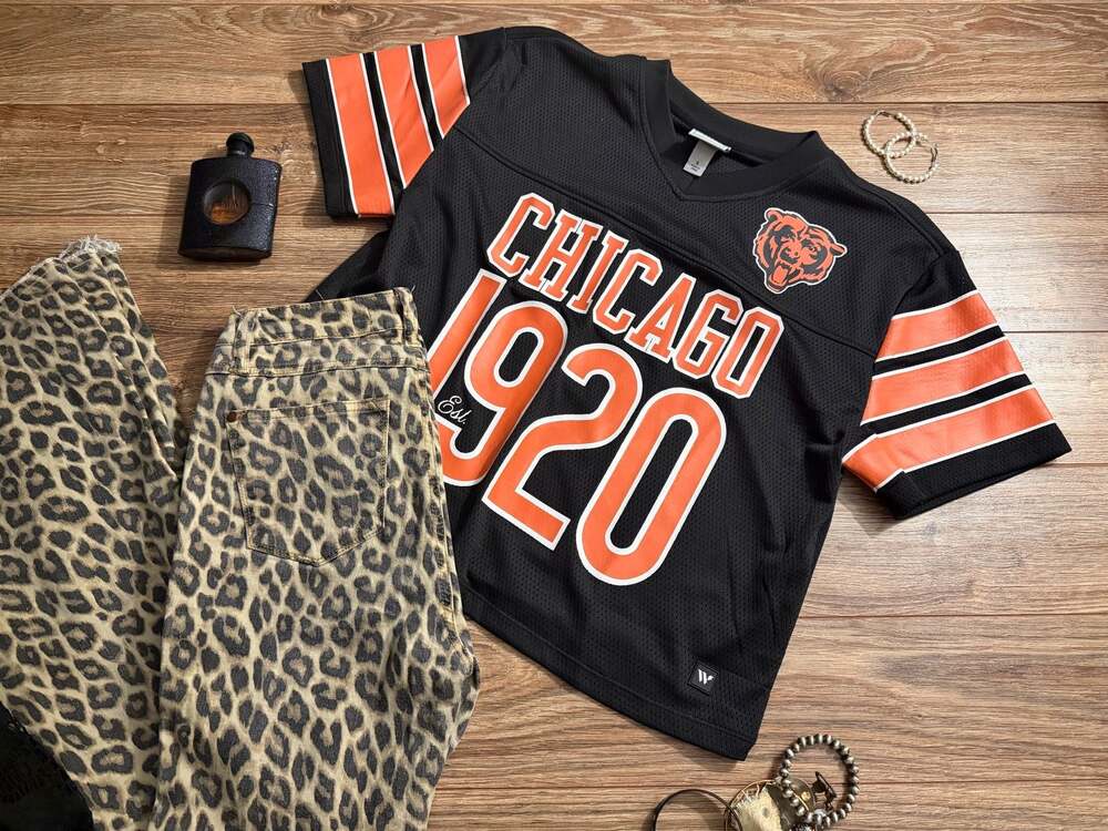 Wild Collective NFL Chicago Bears Mesh Cropped Football Jersey